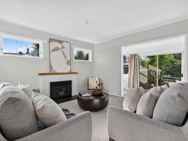 17 Philip Street, Carterton