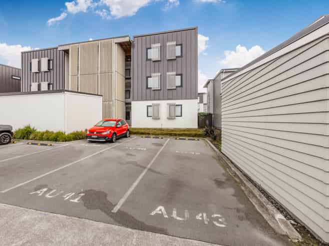 12/169 Hobsonville Point Road, Hobsonville