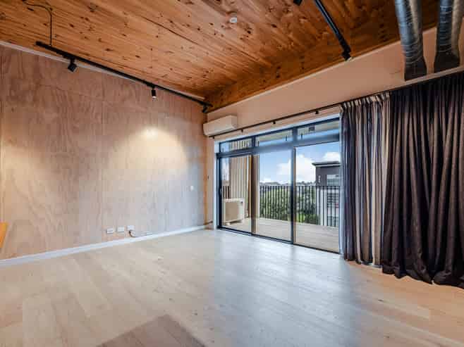 12/169 Hobsonville Point Road, Hobsonville