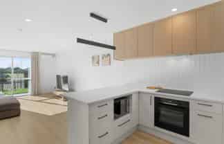 2/50 Broadway Parade, ROLLESTON