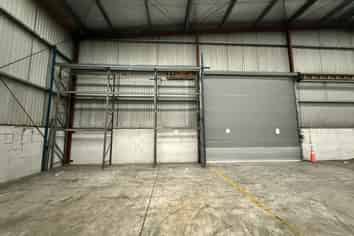 Airport Industrial Facility | 2,280m2