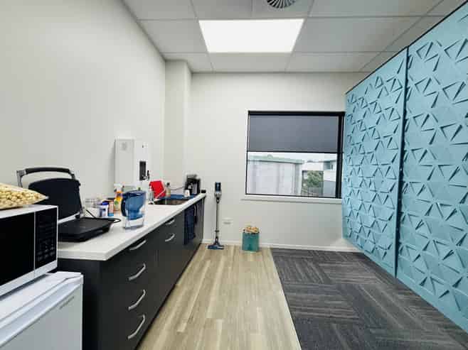 Modern Lincoln First Floor Office 