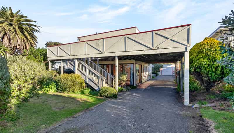 44 Pinedale Crescent, Riversdale Beach