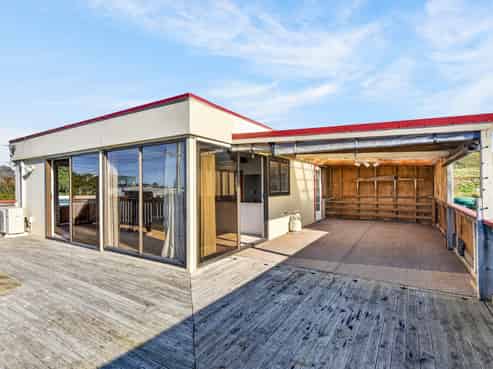 44 Pinedale Crescent, Riversdale Beach