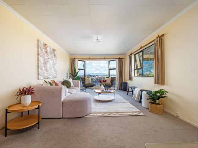 12A Cobbe Crescent, Feilding