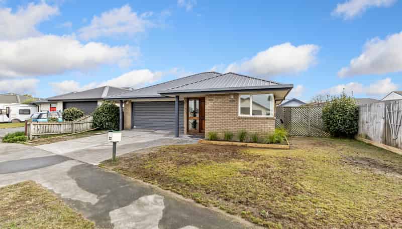 32 Surfers Place, North New Brighton