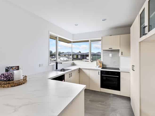 32 Surfers Place, North New Brighton