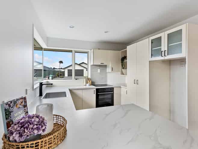 32 Surfers Place, North New Brighton