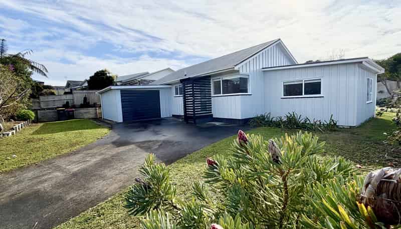 8 Fantome Place, Whalers Gate
