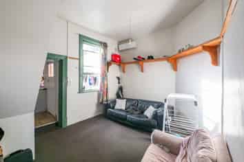 80 Dundas street, North Dunedin