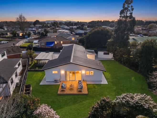 10 Cooper Place, Papakura