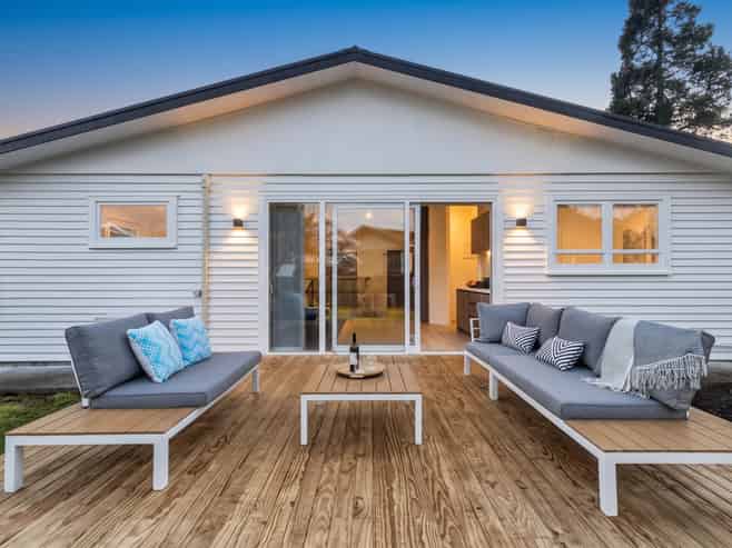 10 Cooper Place, Papakura