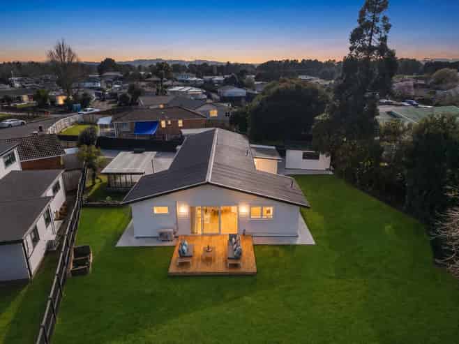 10 Cooper Place, Papakura