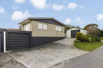 4 Myrtle Lane, RAUMATI BEACH