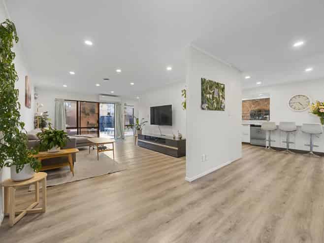 41 Vintage Drive, Henderson
