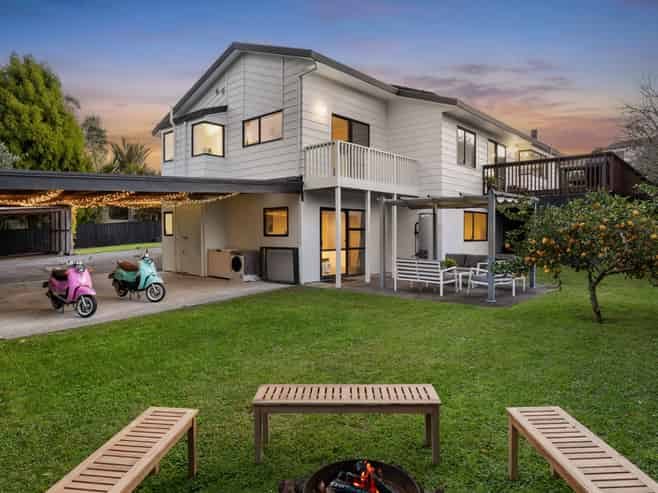 41 Vintage Drive, Henderson