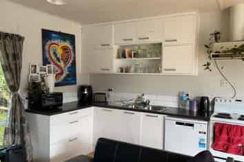 270 (House) Cook Dr, Whitianga