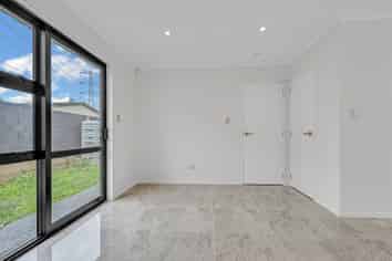3B Clayton Avenue, Otara