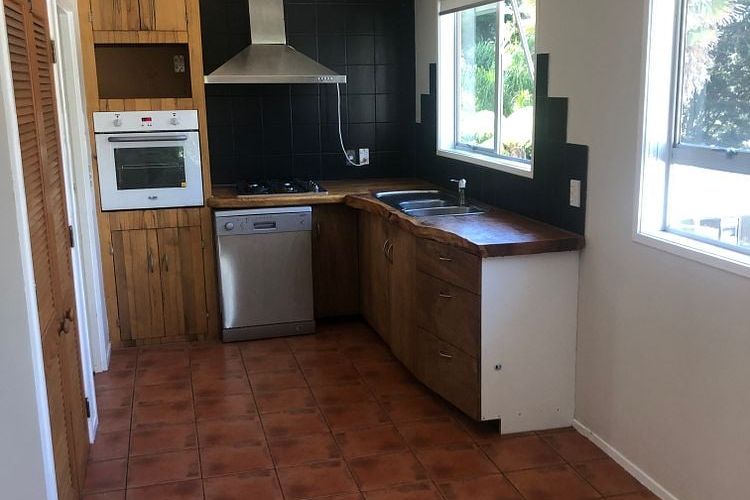 3 Bdrm, 1 bthrm, pets negotiable. Standalone home. - Bild 3