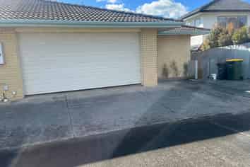 2/7 Marbeth Court, Botany Downs