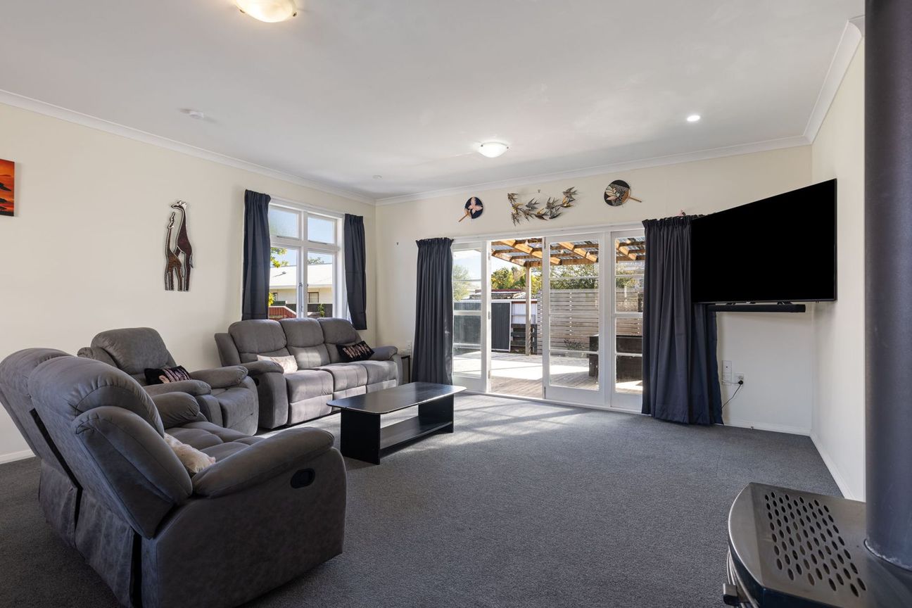 Renovated, spacious and ready to enjoy - Ansicht 3