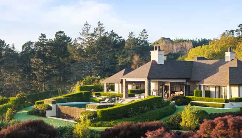 52 & 52B Warman Road, Okura