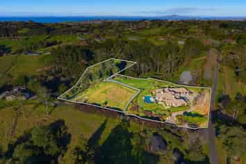 52 & 52B Warman Road, Okura