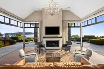 52 & 52B Warman Road, Okura