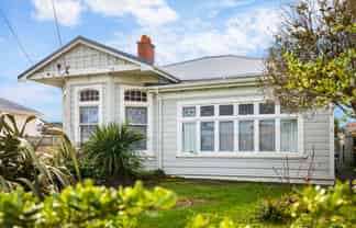 31 Tahi Street, Miramar