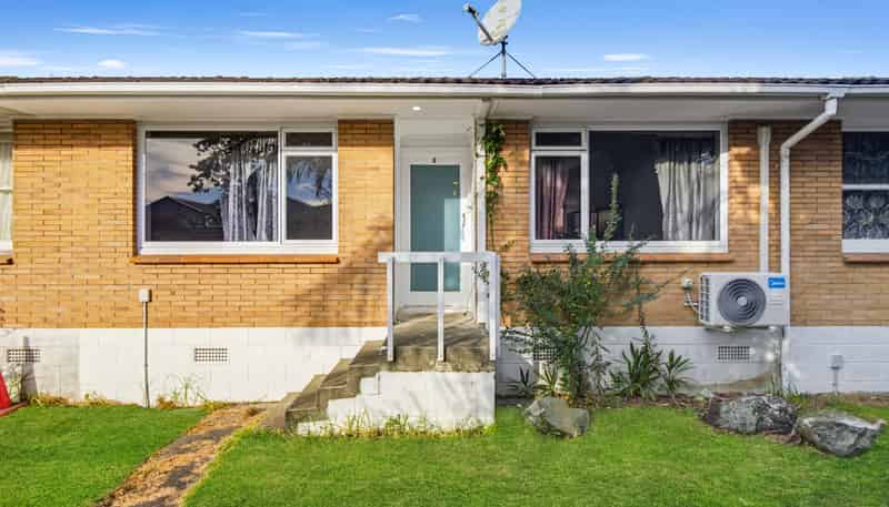 2/24a Vine Street, Mangere East