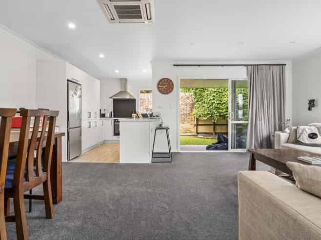 71A Galloway Street, Hamilton East