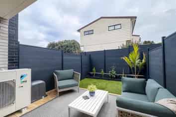 8/6 James Street, Bayview