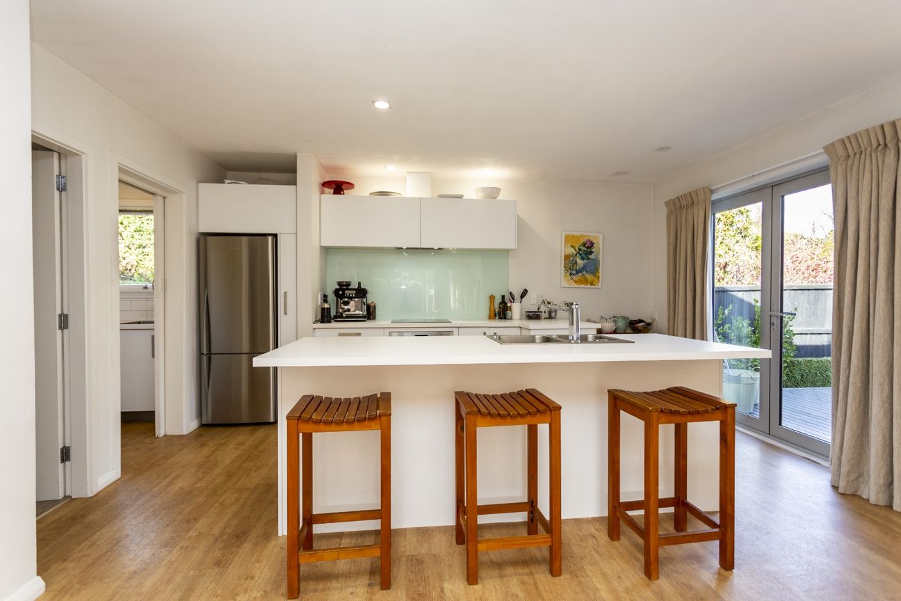 ILAM - 5 BEDROOM, 1 BATHROOM - Meer