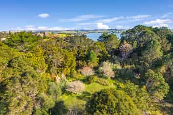 438 Pahi Road, Paparoa