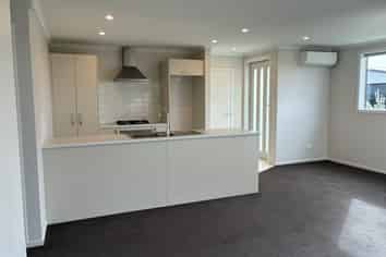 25 Pragma Rise, Rototuna North
