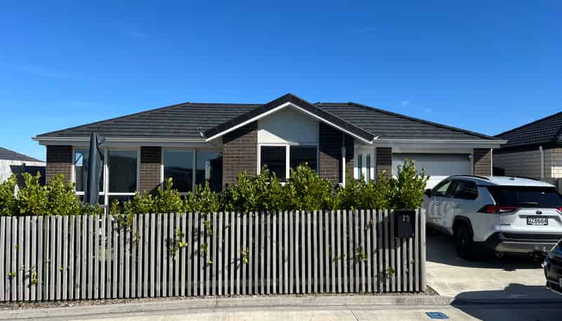 25 Pragma Rise, Rototuna North