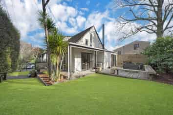 75A Beach Haven Road, Beach Haven