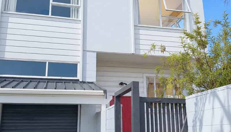 6 Wadeley Road , Ilam