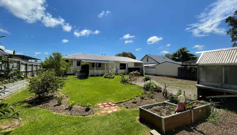 35 Brown Street, Inglewood