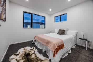 32A Grande Vue Road, Hillpark