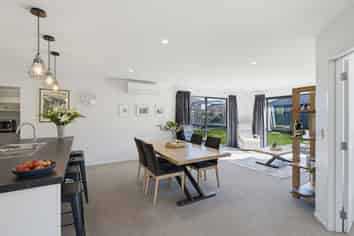 28 Longcot Drive, Rolleston