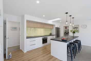 28 Longcot Drive, Rolleston