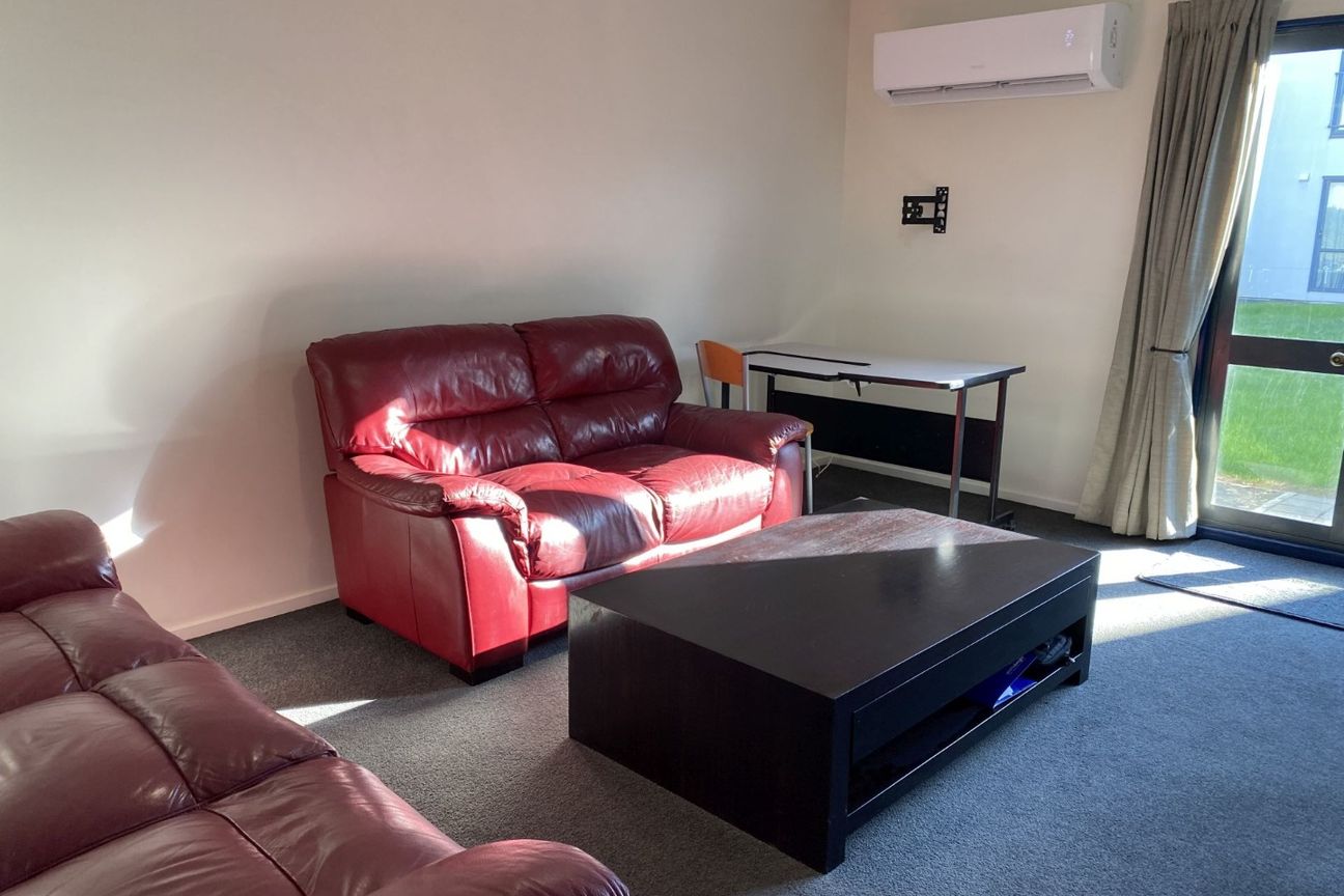STUDENT ACCOMMODATION HANSONS LANE 5 X BEDROOM. - Vista 3