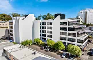 Flexible Newmarket Office