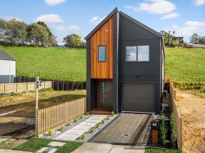 56 Ara Taha Crescent, Orewa