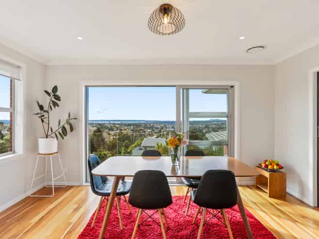 6 Fairmount Road, Titirangi