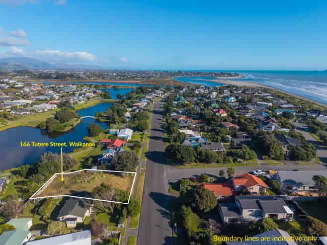 166 Tutere Street, Waikanae Beach
