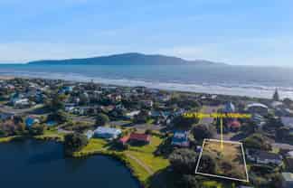 166 Tutere Street, Waikanae Beach