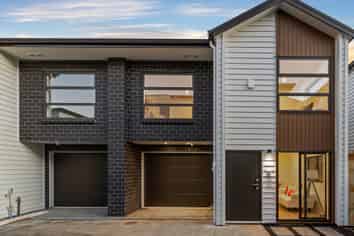 12A Holland Avenue, Point England