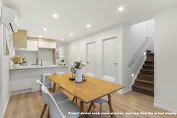 12A Holland Avenue, Point England